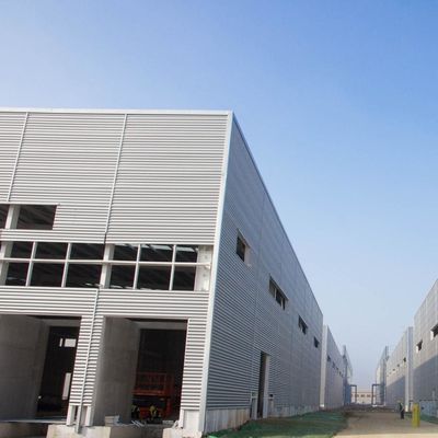 Armazém de vigas de aço pintadas Edifícios pré-fabricados de armazém de aço Certificado CE