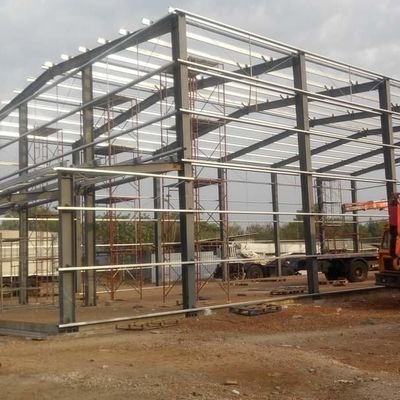 Construções pré-fabricadas de estruturas de aço