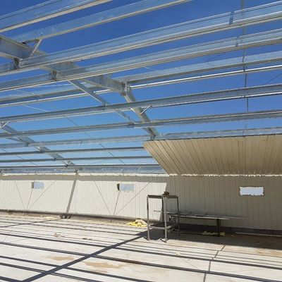 Pintura Pecuária Casa de fazenda Soldar parafuso Armazém de aço pré-fabricado