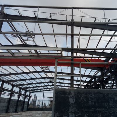 Q355B Construções pré-fabricadas de aço Edifícios pré-fabricados de armazéns de aço ODM
