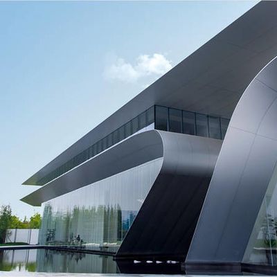 SGS Edifícios de escritório com estrutura de aço Q235B Edifícios de estrutura de metal com vista para o mar
