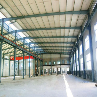 Q235 Construção de estruturas de aço Pintura anti-ferrugem Estrutura metálica pré-fabricada