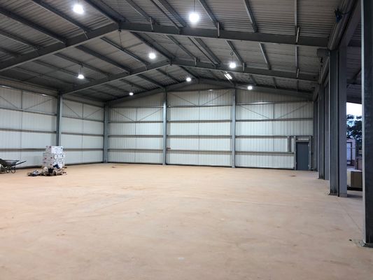 100% de aço reciclado estrutura de edifício de armazém com layout flexível