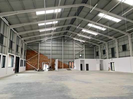 Construções industriais pré-fabricadas de aço