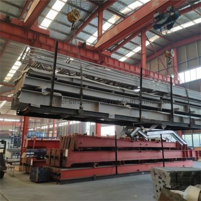 Estrutura moderna de aço de comprimento longo e estável Grande oficina de construção industrial com isolamento