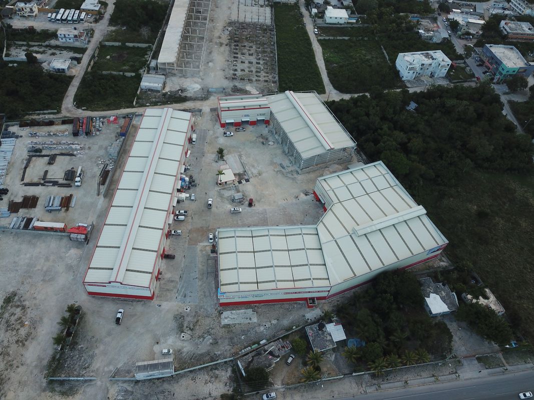 Prefabricados baratos Oficina Estrutura de aço pré-fabricada Hangar Armazém Armazém Edifício de metal