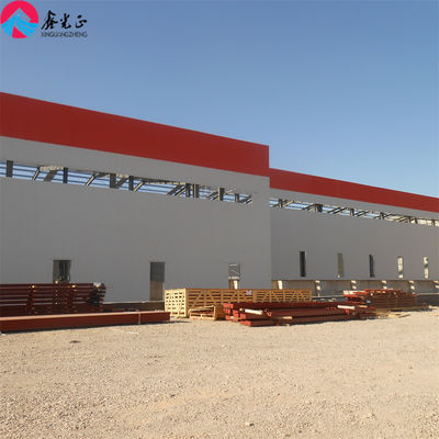 Estrutura moderna de aço de comprimento longo e estável Grande oficina de construção industrial com isolamento